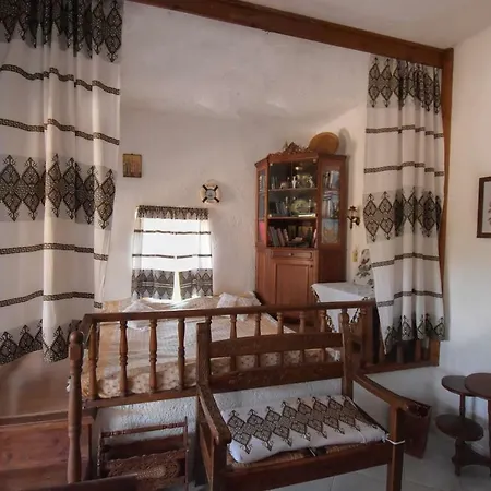 Ferienhaus The Little House On The Hill Of Myrties