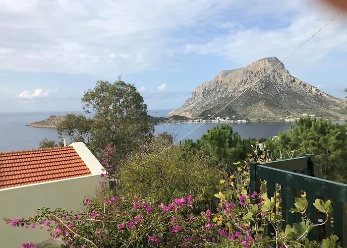 Tatil Evi The Little House On The Hill Of Myrties
