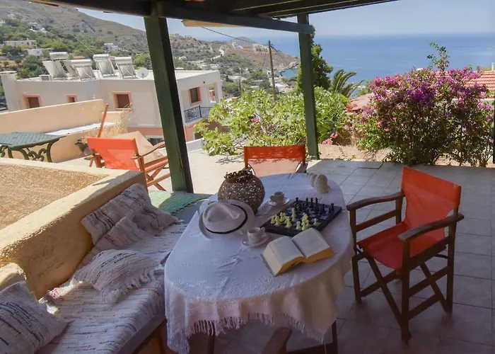 The Little House On The Hill Of Tatil Evi *